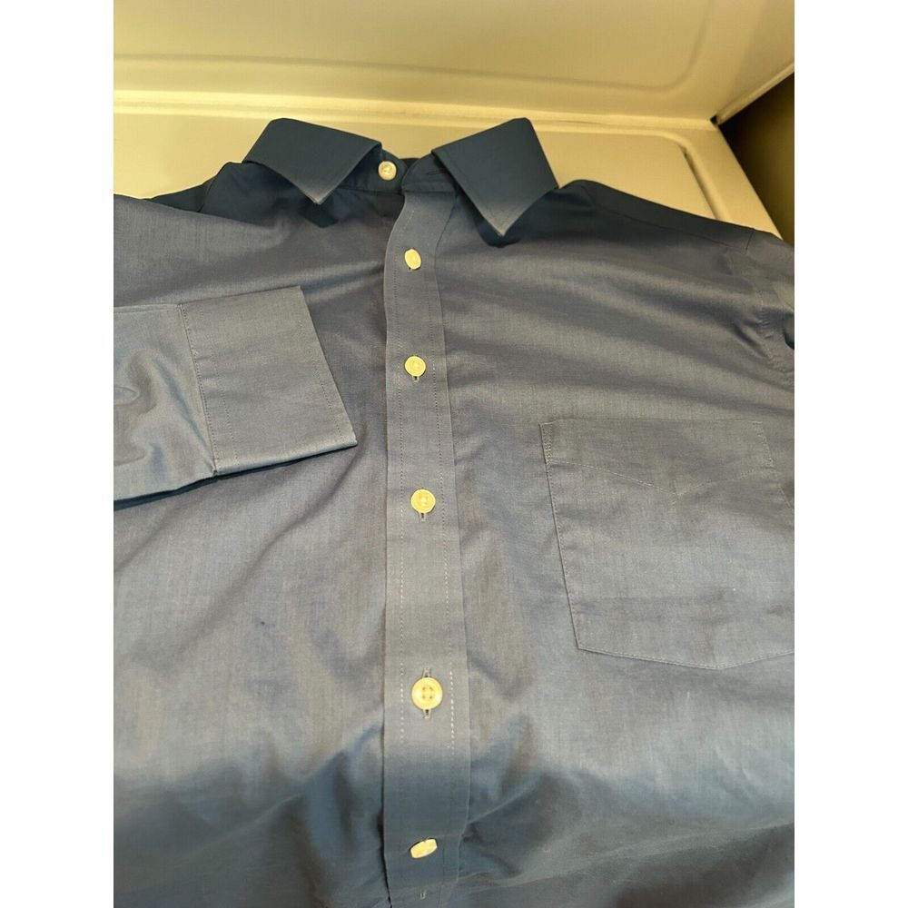 Stafford‎ Signature Men's Solid Blue Long Sleeve Shirts Size 15.5-34/35 Non Iron